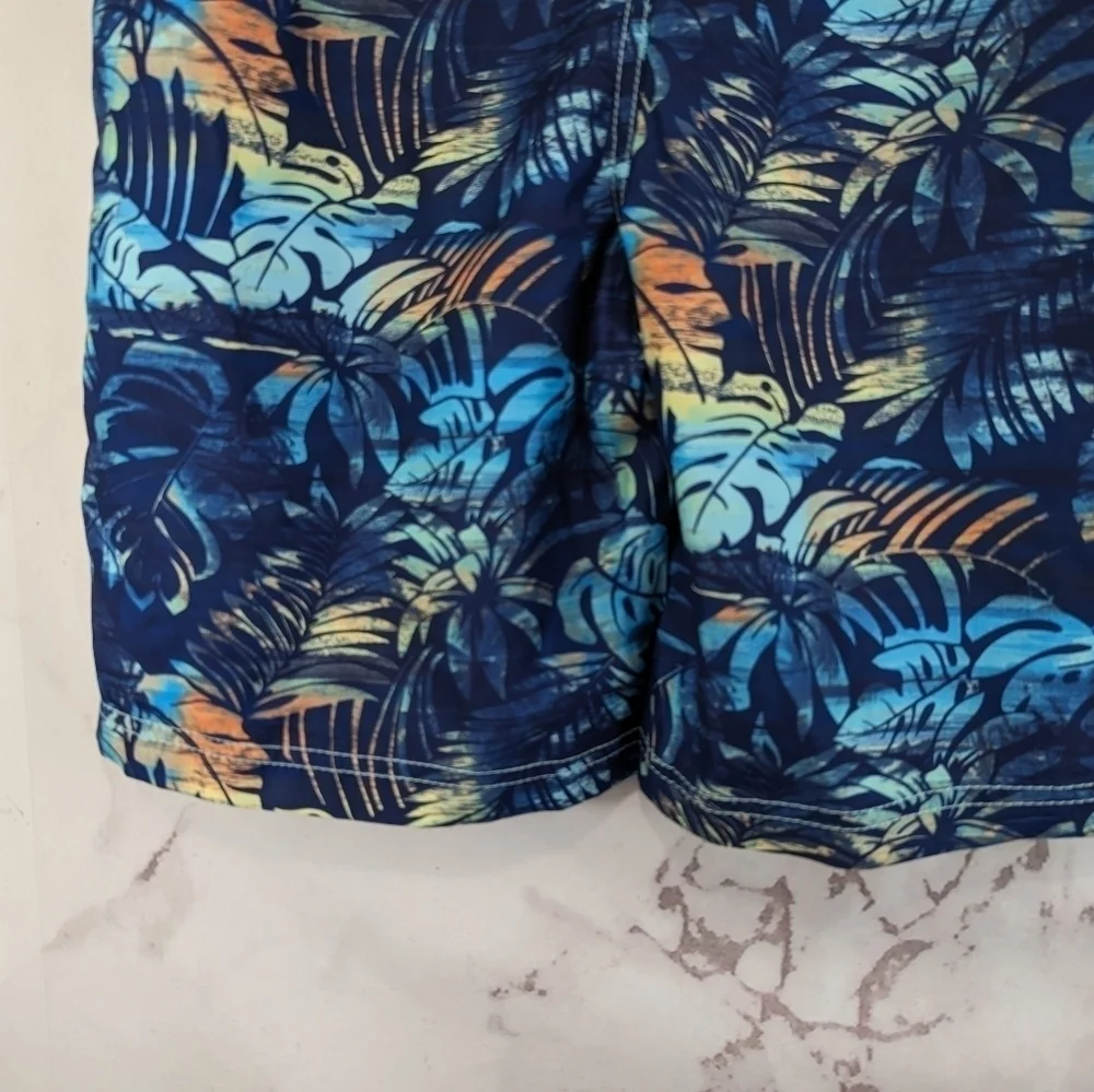 Tommy Bahama Swim Trunks Boys Large Mesh Board Shorts Tropical Leaf Hidden Shore
